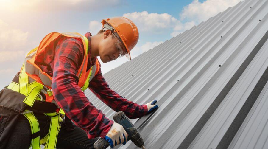 Owens Corning roofing contractor in Upland, IN